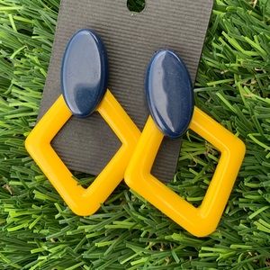 Earrings yellow and blue
